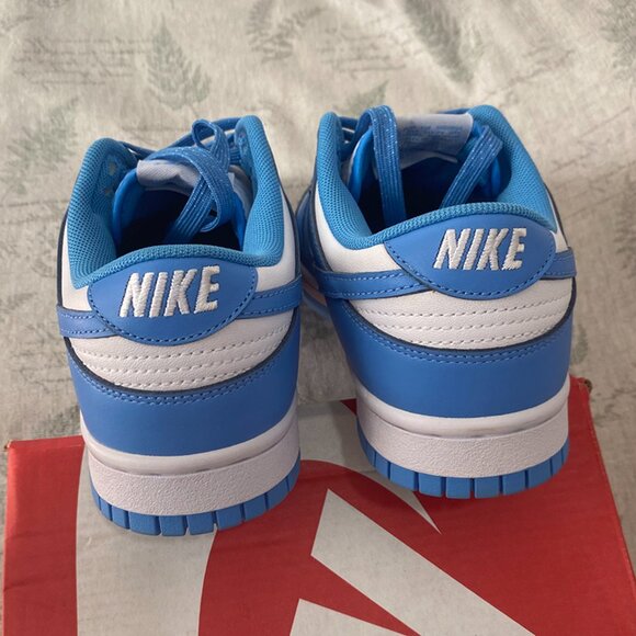 Nike Dunk Low UNC University Blue Sneakers - Picture 3 of 8